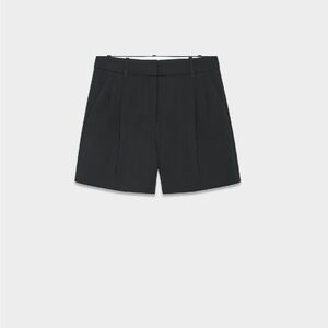 Babaton Effortless shorts Mid-Thigh